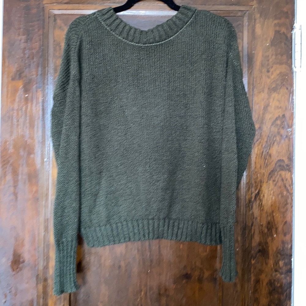Boutique Sweater Open back